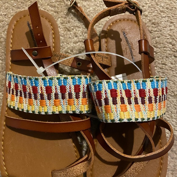 Universal Thread Shoes - Sandals